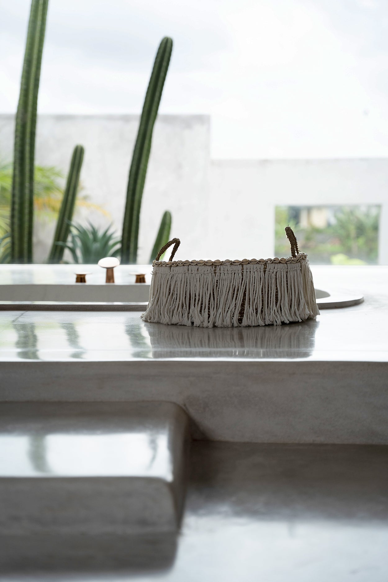 Bazar Bizar - De Boho Fringe Mand - Naturel Wit