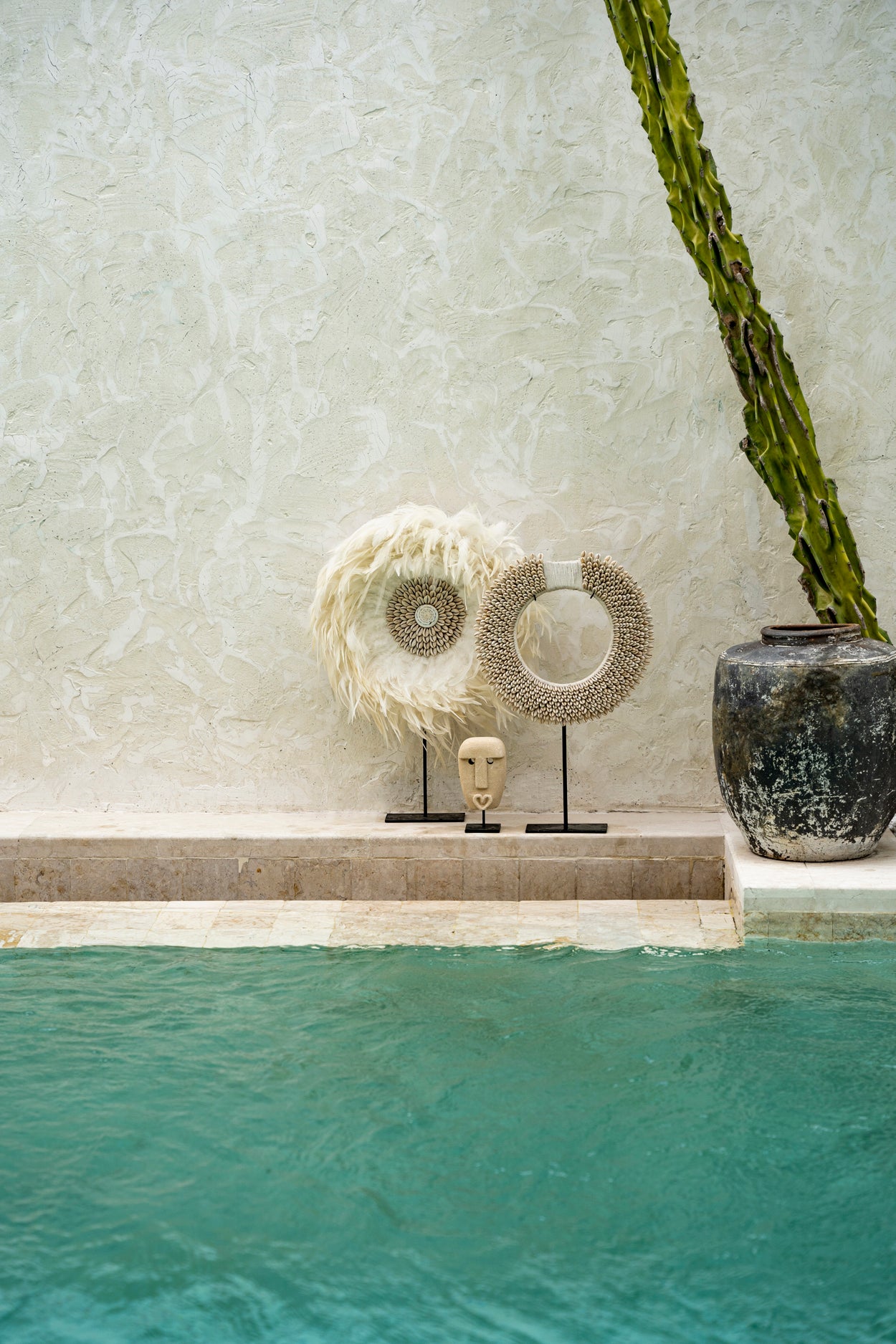 Bazar Bizar De Coastal Juju op Stand - Wit