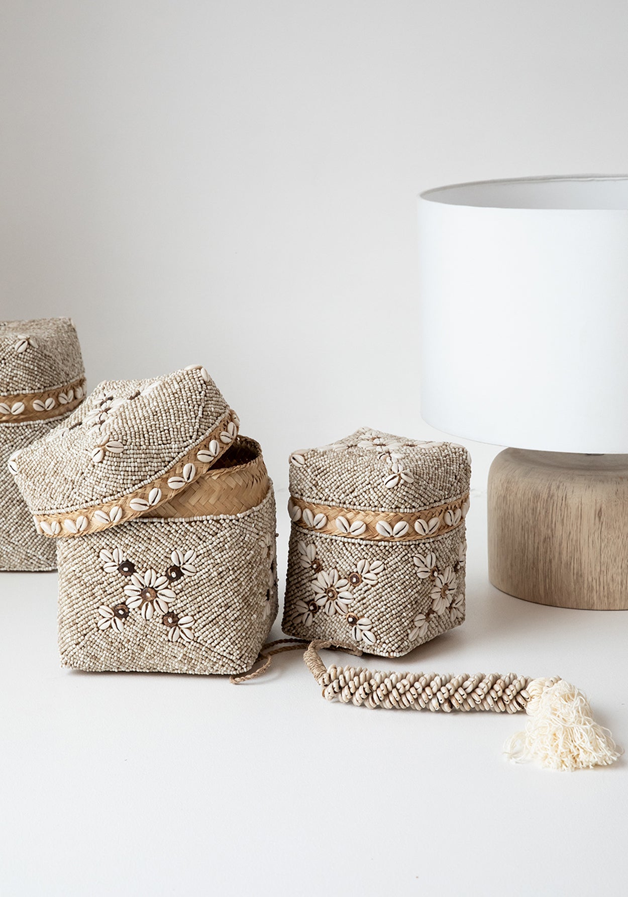 Bazar Bizar De Cowrie & Cotton Hangdecoratie - Naturel