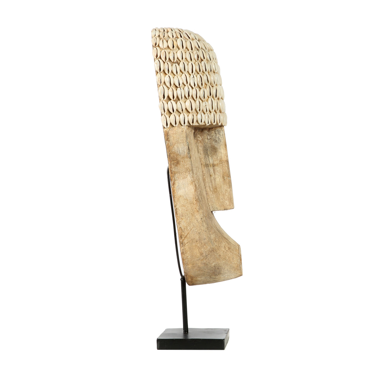 Bazar Bizar Het Cowrie Masker on Stand - Large