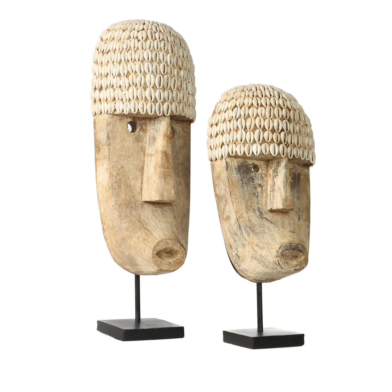 Bazar Bizar Het Cowrie Masker on Stand - Medium
