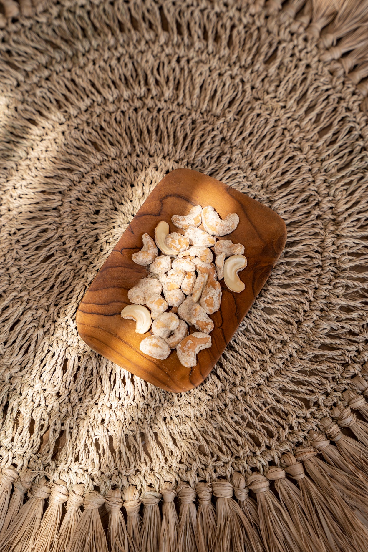 Bazar Bizar Het Teak Root Side Bord