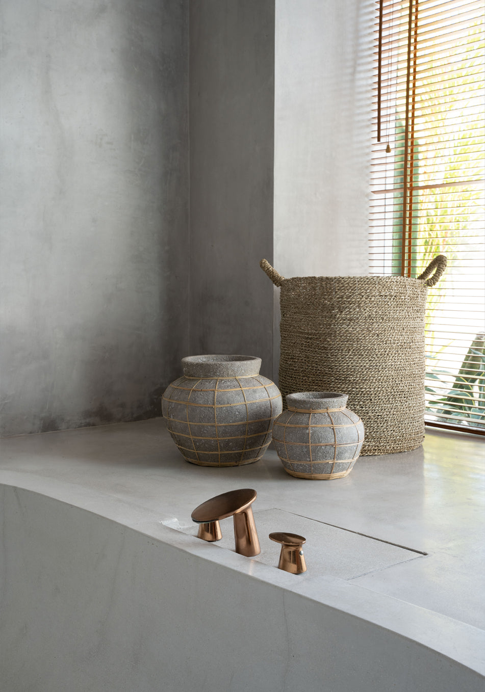 Bazar Bizar - De Belly Vaas - Beton Grijs Naturel - S