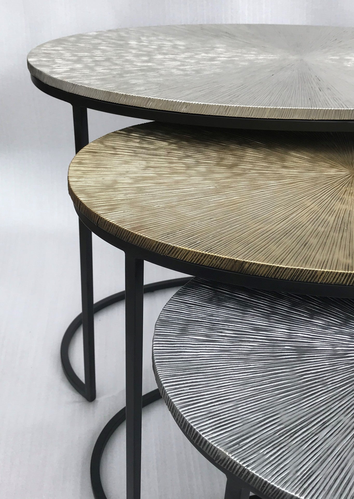 HSM Collection -Salontafel Fletcher Ovaal - ø70x40x50 - Grijs/Goud/Zwart - Alumi