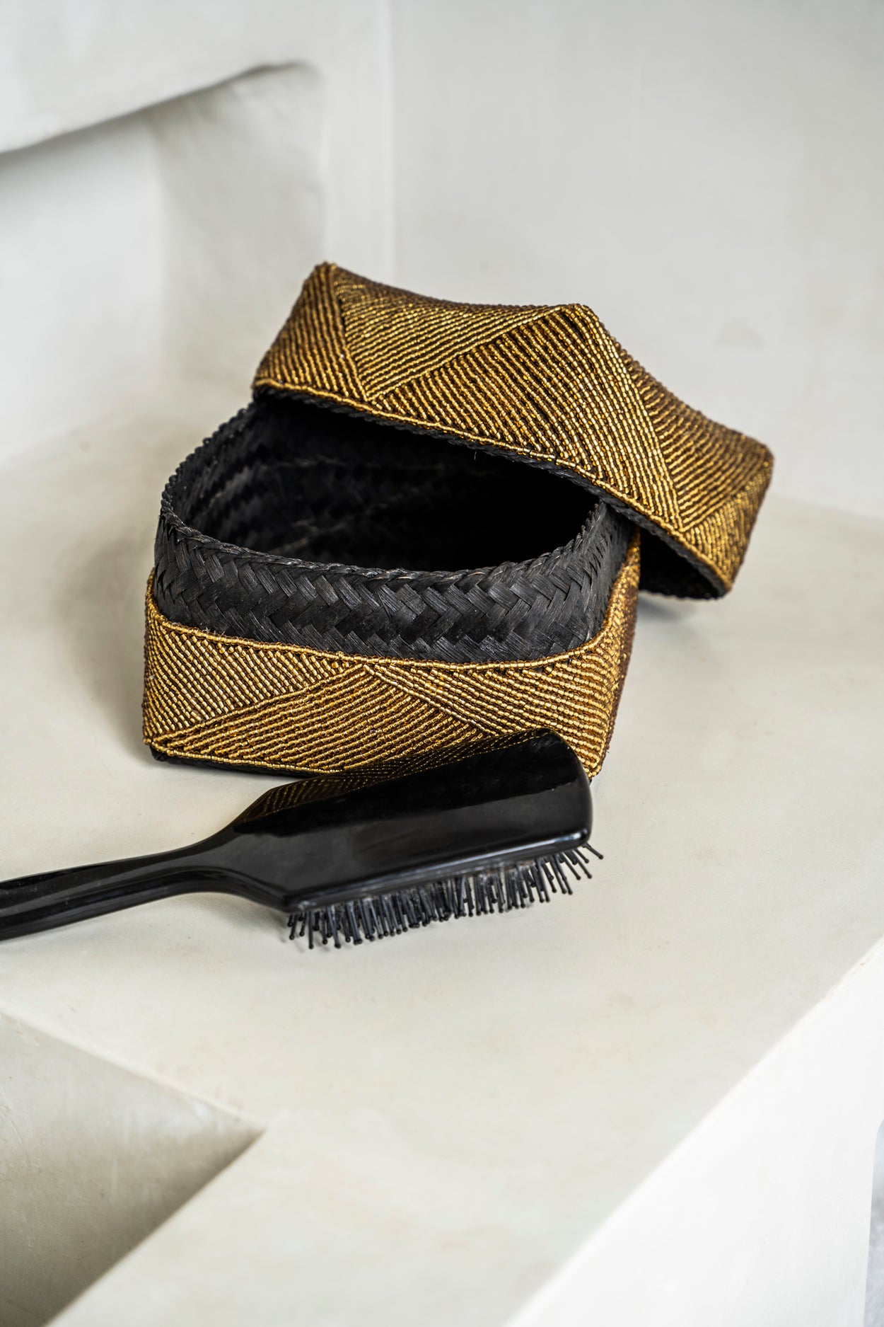 Bazar Bizar - De Balinese Offermand met Parels - Goud - Set van 3