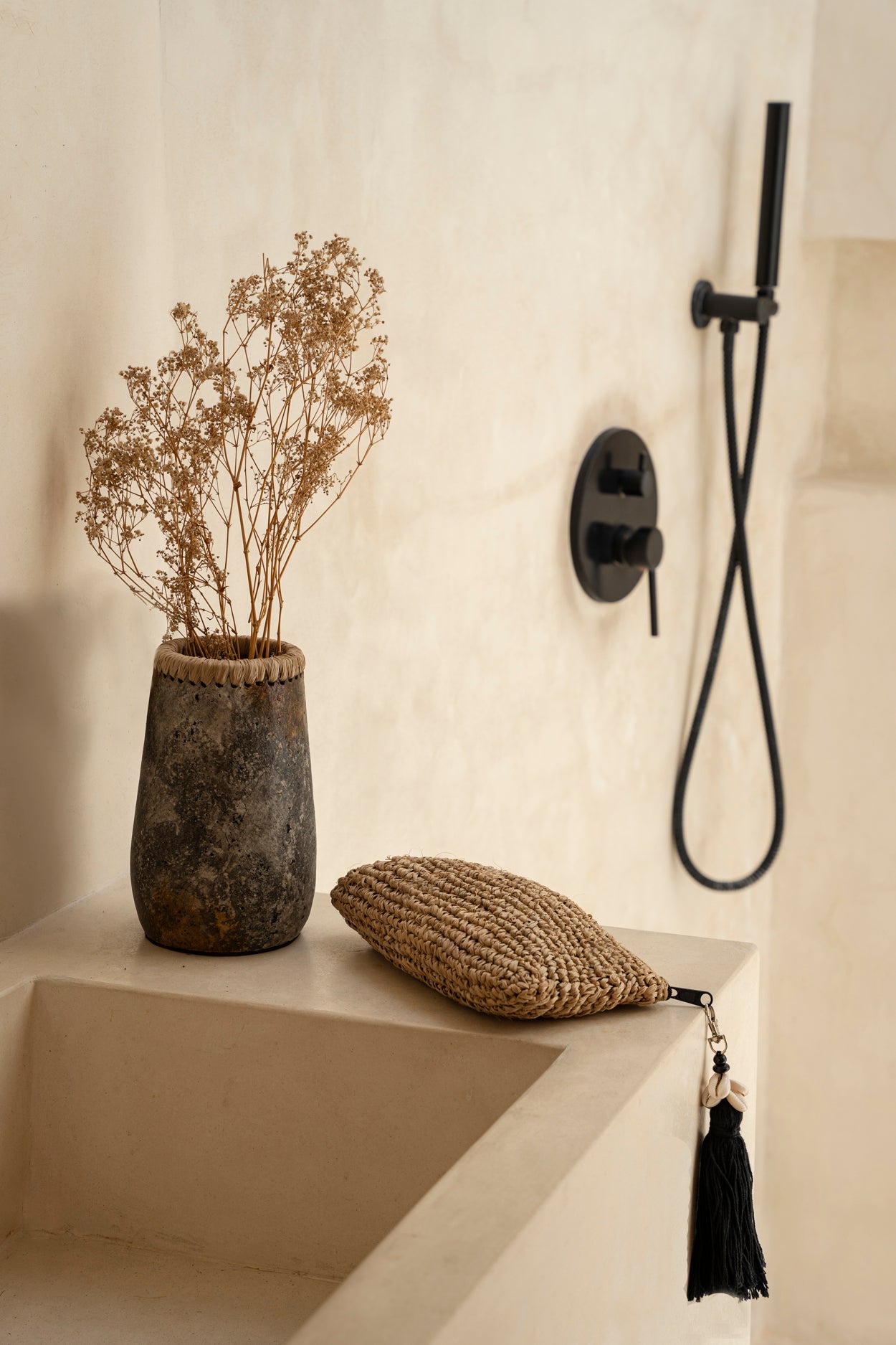 De Raffia Clutch met ritssluiting - Naturel Zwart - L