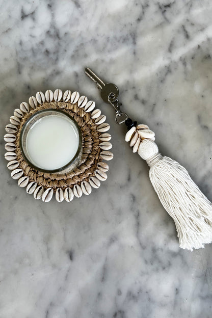 Bazar Bizar De Cowrie Tassel Sleutelhanger - Wit