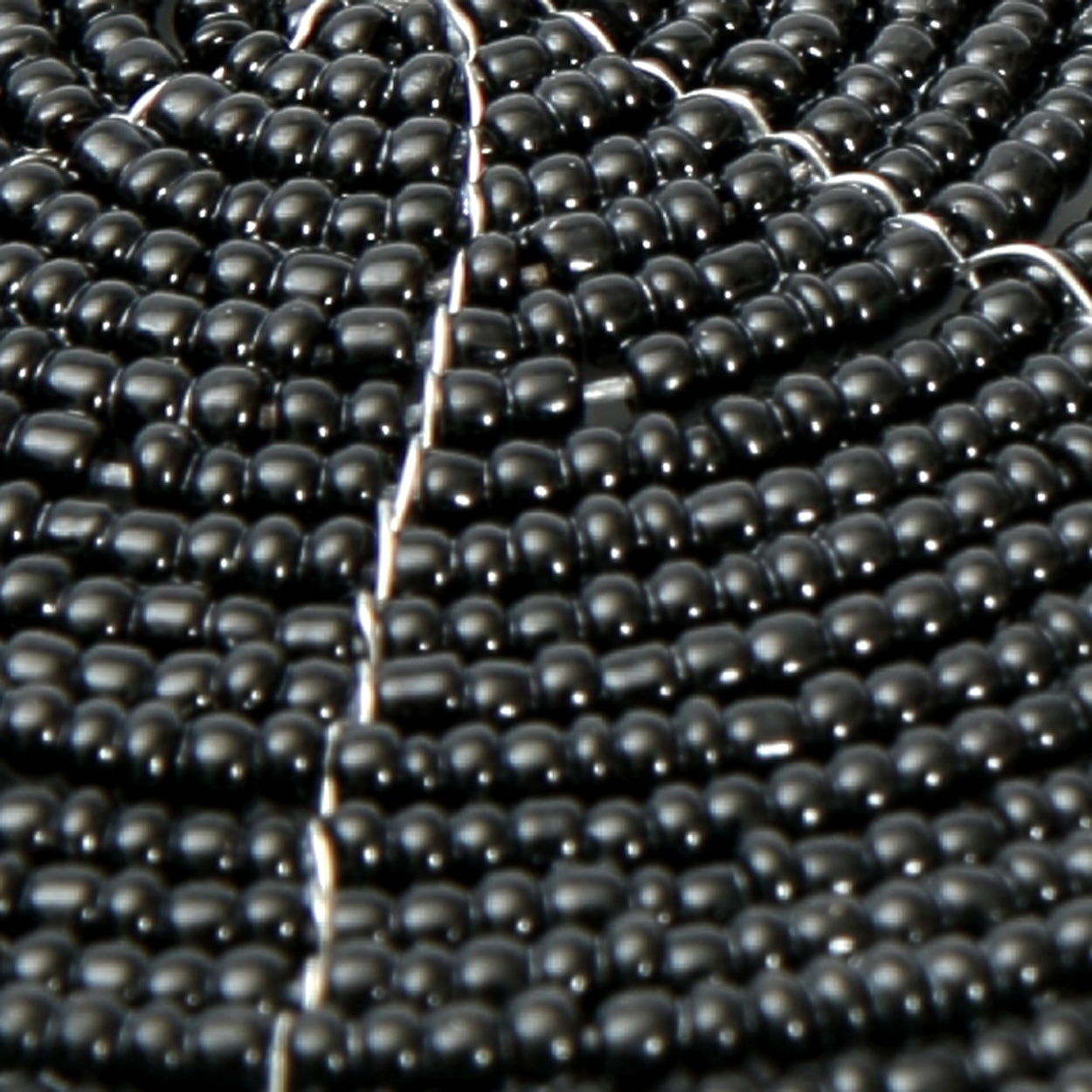 Bazar Bizar - De Beaded Onderzetter - Zwart