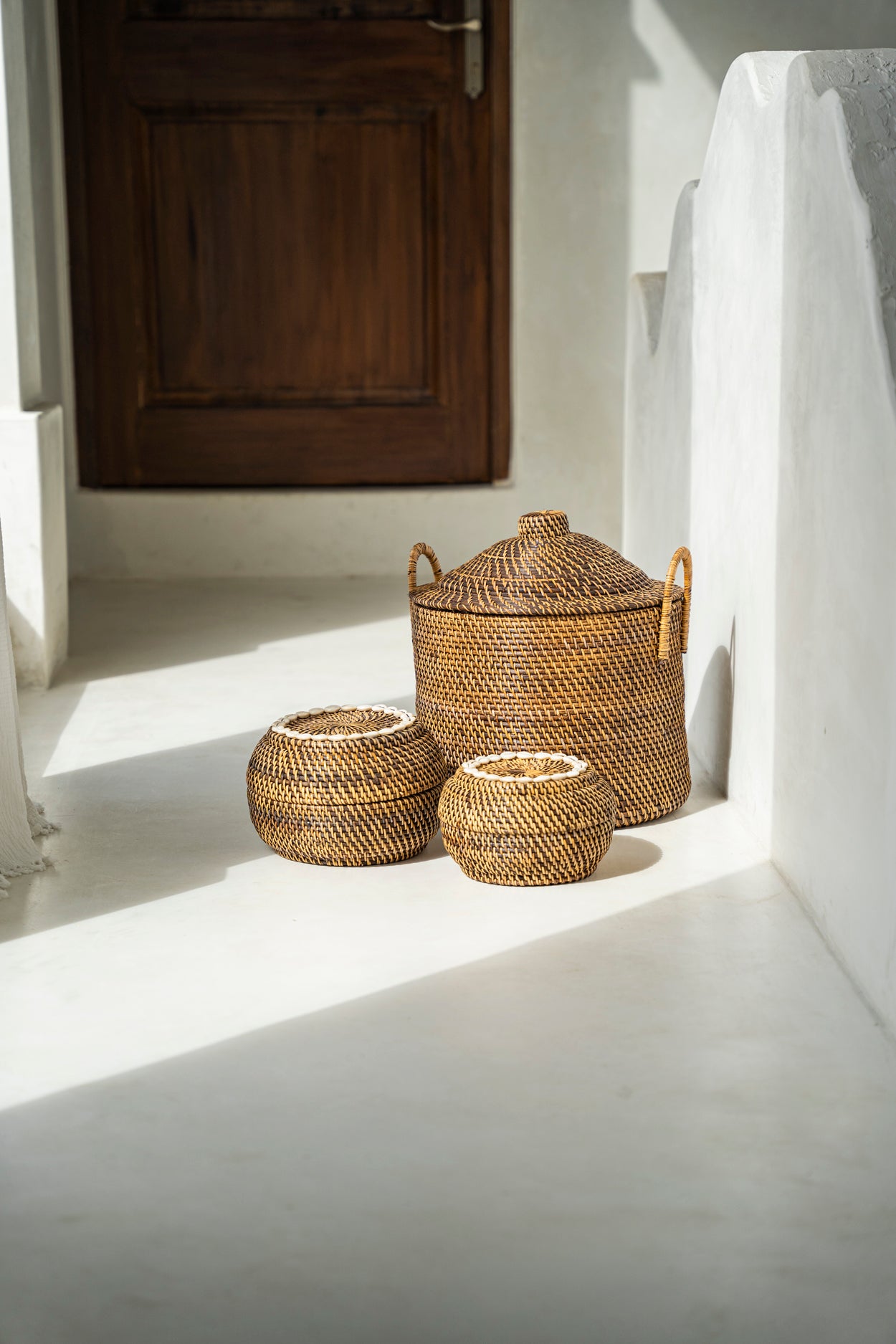 Bazar Bizar De Colonial Peek-a-Boo Mand - Naturel Bruin - M