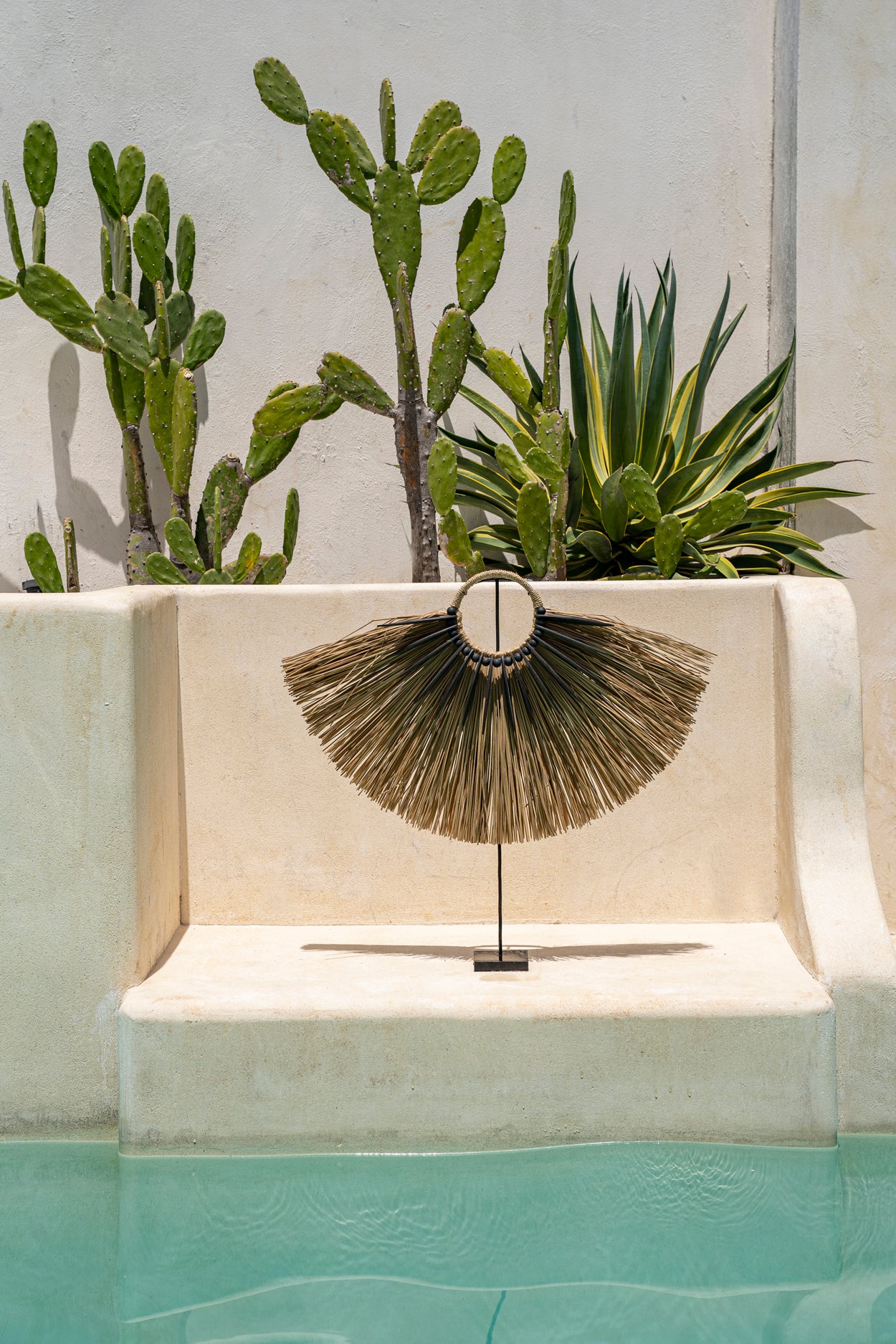 Bazar Bizar - De Alang Wood op Stand - Decoratie