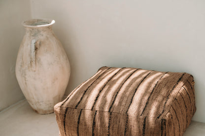 Bazar Bizar De Oh My Gee Poef - Beige Zwart