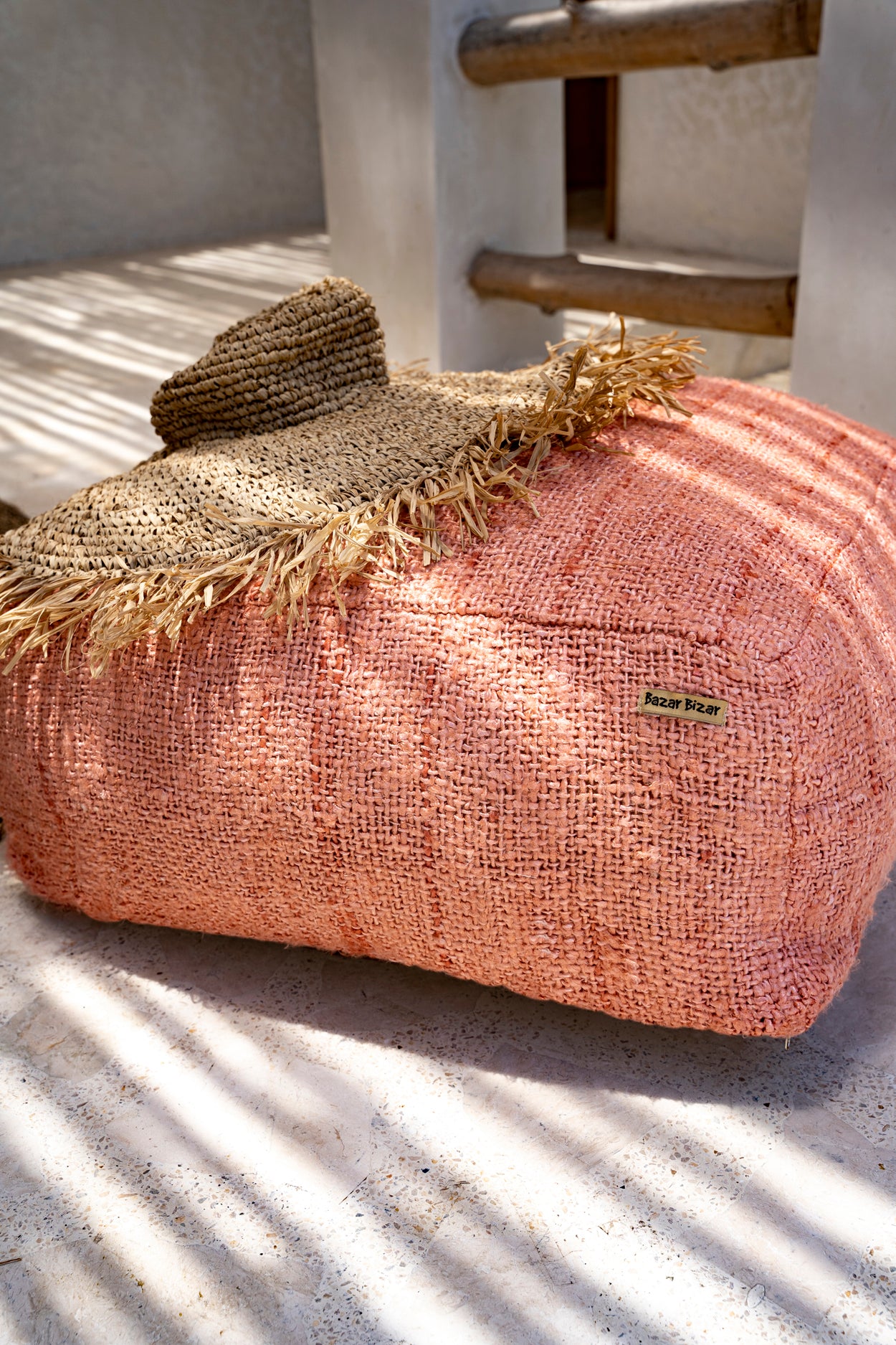 Bazar Bizar De Oh My Gee Poef - Zalm Roze
