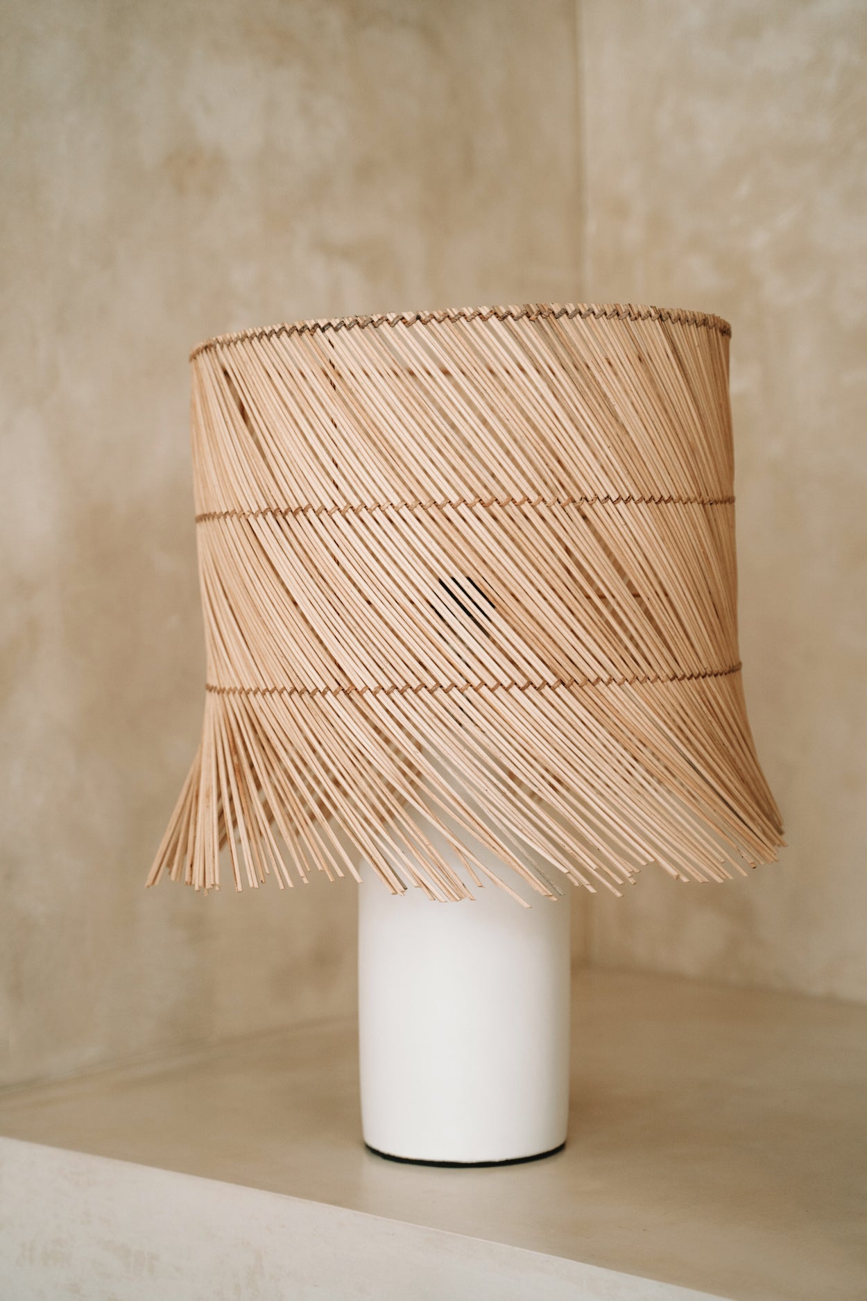 Bazar Bizar De Rattan Tafellamp - Wit Naturel