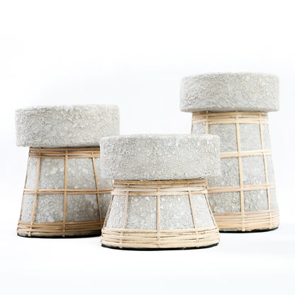 Bazar Bizar De Serene Kaarsenhouder - Betongrijs Naturel - M