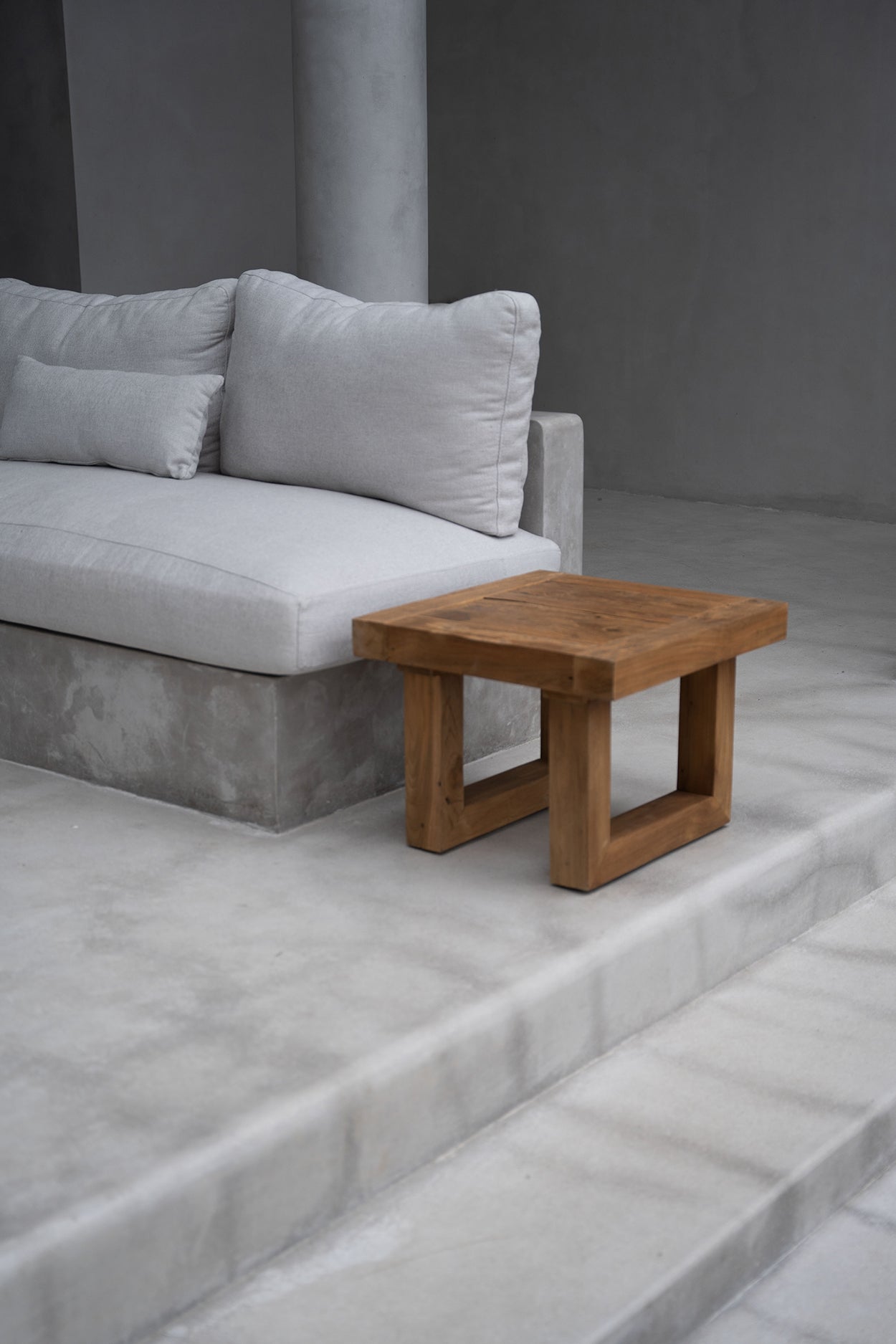 Bazar Bizar De Reclaimed Teak Bijzettafel - Naturel