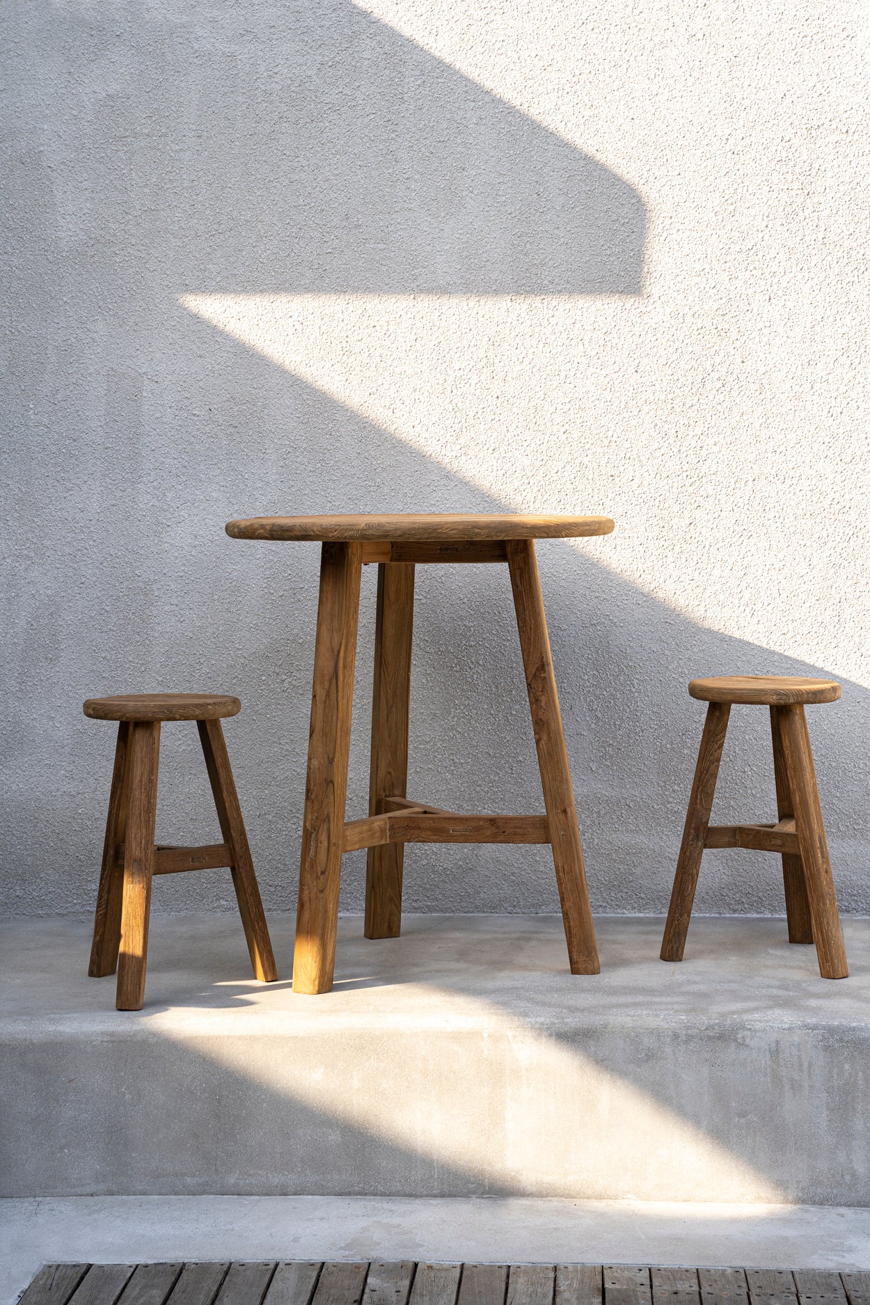Bazar Bizar De Fusuma Barttafel - Buiten