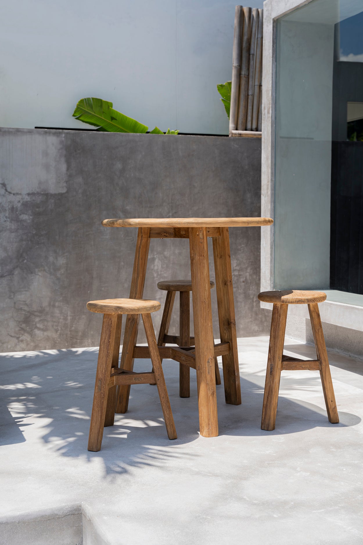 Bazar Bizar De Fusuma Barttafel - Buiten